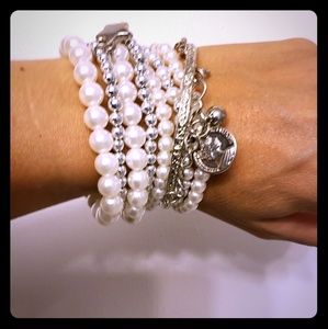 Eight beautiful stretchy bracelets